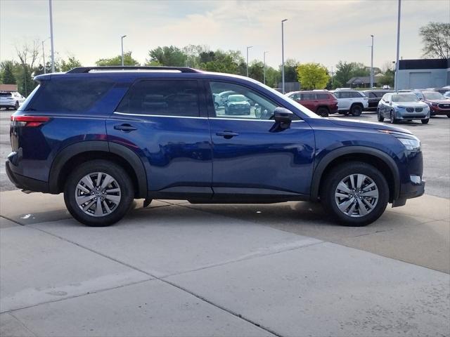 2025 Nissan Pathfinder SV FWD