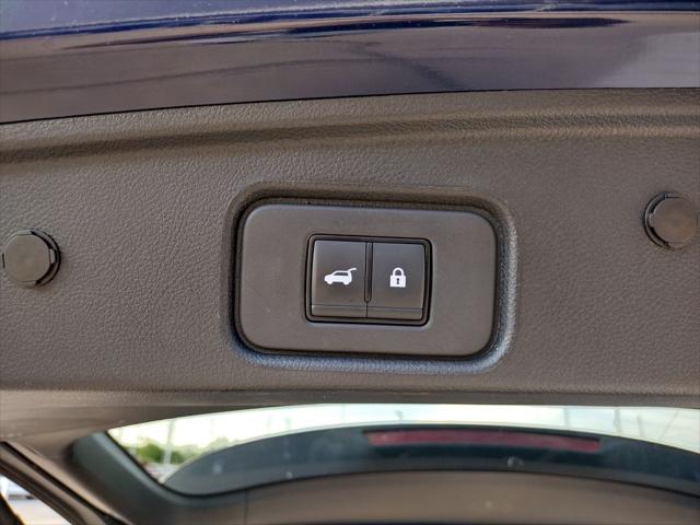 2025 Nissan Pathfinder SV FWD