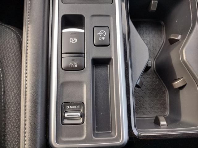 2025 Nissan Pathfinder SV FWD