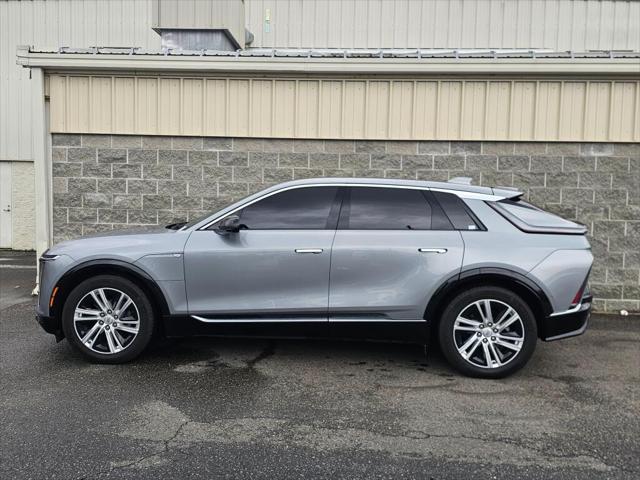 2024 Cadillac iQ Tech w/1SA
