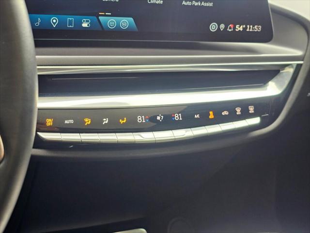 2024 Cadillac iQ Tech w/1SA
