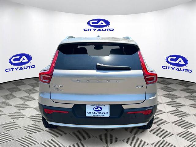 2024 Volvo XC40 B5 Core Bright Theme