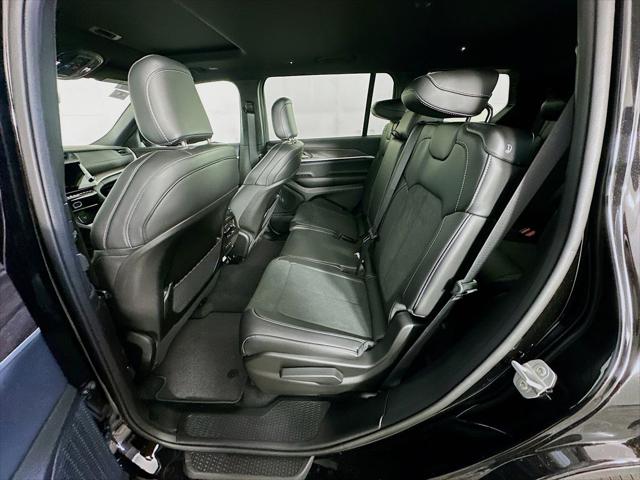 2026 Jeep Grand Cherokee L Altitude 4x4
