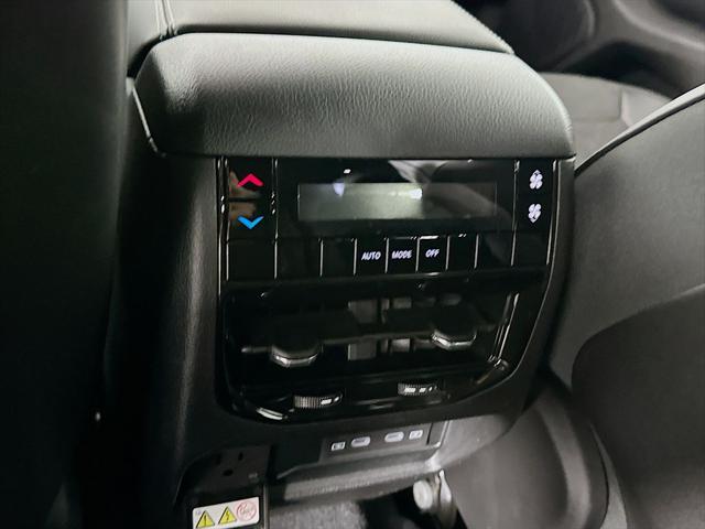 2026 Jeep Grand Cherokee L Altitude 4x4
