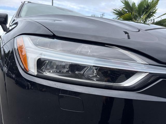 2018 Volvo XC60 T6 Momentum