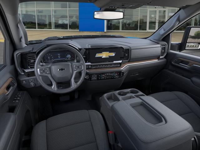 2026 Chevrolet Silverado 2500HD Crew Cab, Standard Bed, LT, 4WD