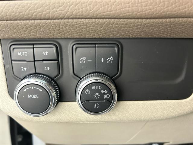 2023 GMC Yukon XL 4WD Denali
