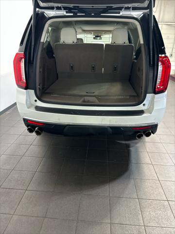 2023 GMC Yukon XL 4WD Denali