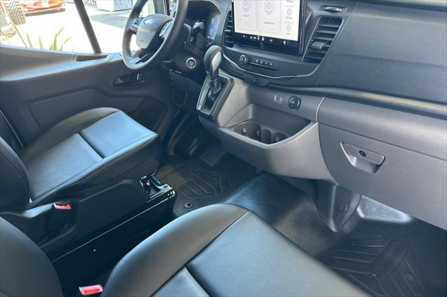 2026 Ford Transit Cargo Van Base