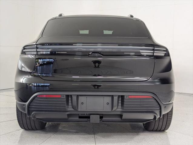 2025 Porsche Macan Electric 4