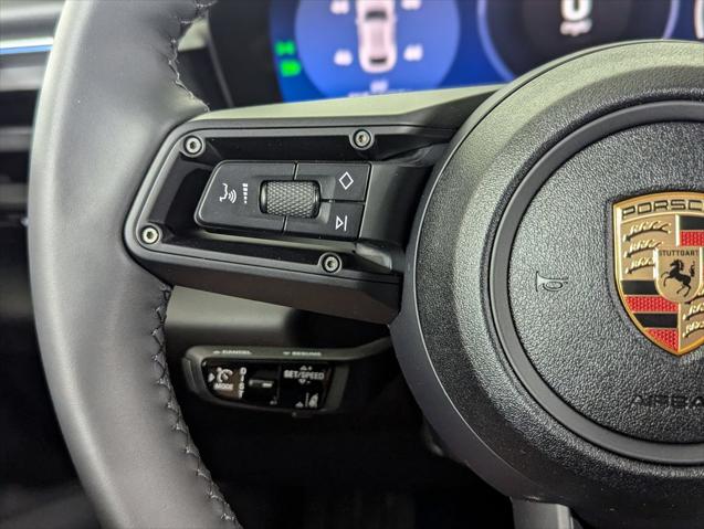 2025 Porsche Macan Electric 4