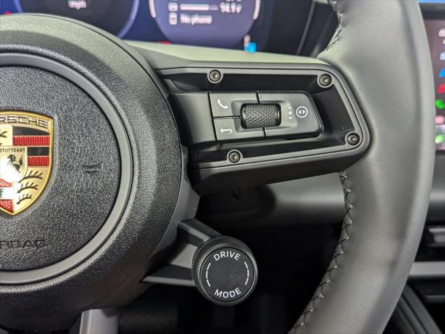 2025 Porsche Macan Electric 4