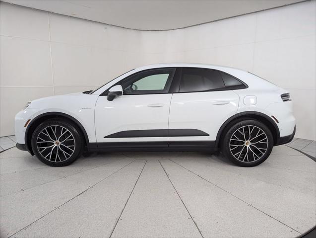 2025 Porsche Macan Electric 4