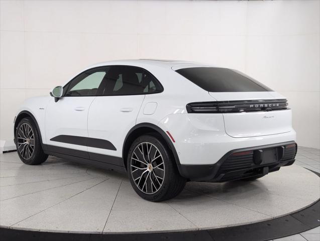 2025 Porsche Macan Electric 4