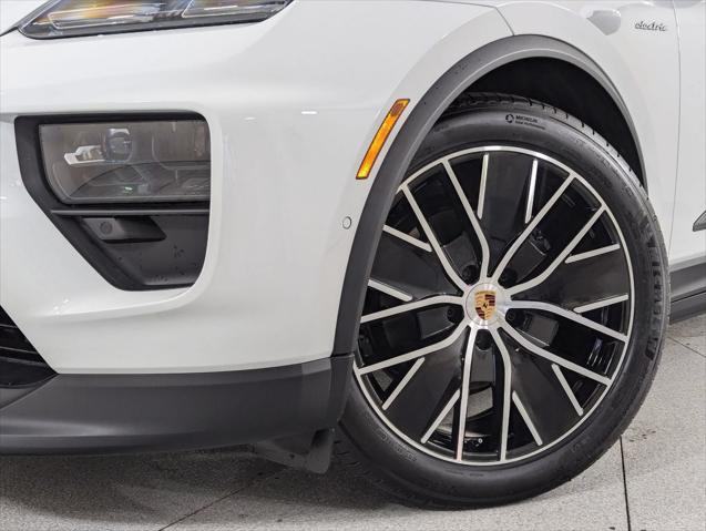 2025 Porsche Macan Electric 4