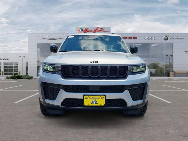 2026 Jeep Grand Cherokee L Altitude 4x2