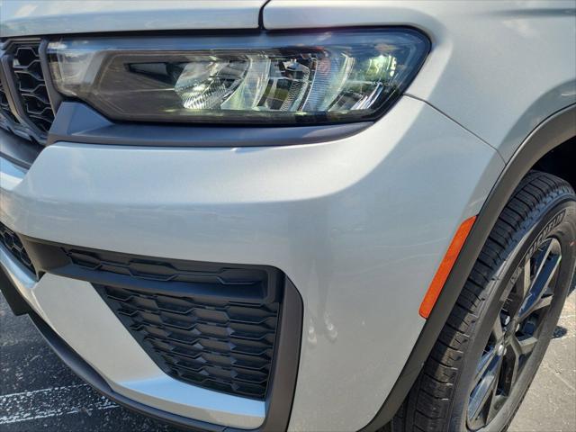 2026 Jeep Grand Cherokee L Altitude 4x2