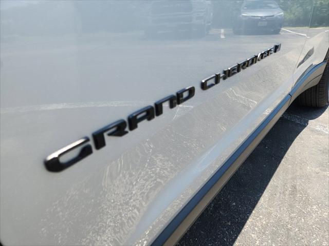 2026 Jeep Grand Cherokee L Altitude 4x2