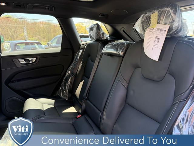 2026 Volvo XC60 Plug-In Hybrid Black Edition Ultra, T8 AWD Electric/Gasoline, Dark