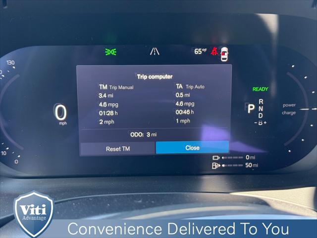 2026 Volvo XC60 Plug-In Hybrid Black Edition Ultra, T8 AWD Electric/Gasoline, Dark