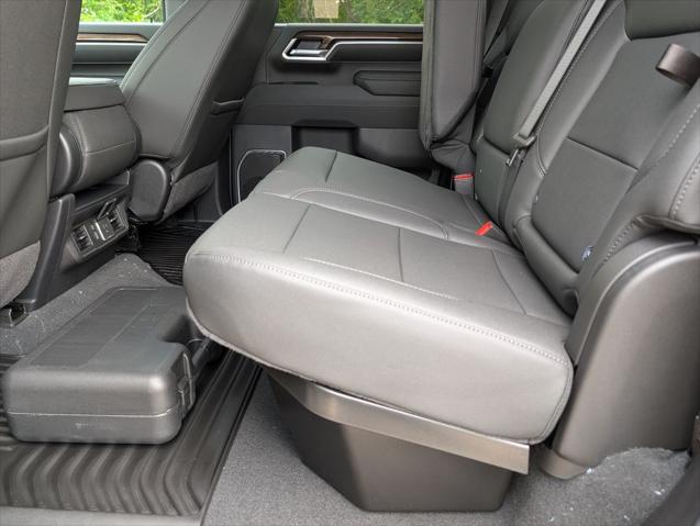 2026 Chevrolet Silverado 3500HD Crew Cab, Long Bed, LT Dual Rear Wheel, RWD