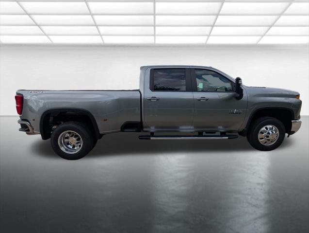 2026 Chevrolet Silverado 3500HD Crew Cab, Long Bed, LT Dual Rear Wheel, RWD