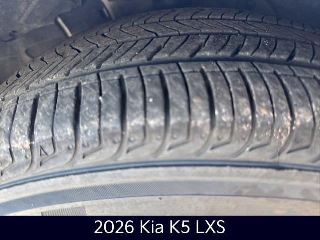 2026 Kia K5 LXS FWD