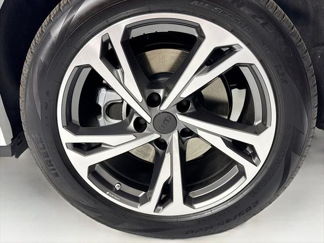 2027 Audi Q6 e-tron Premium Plus