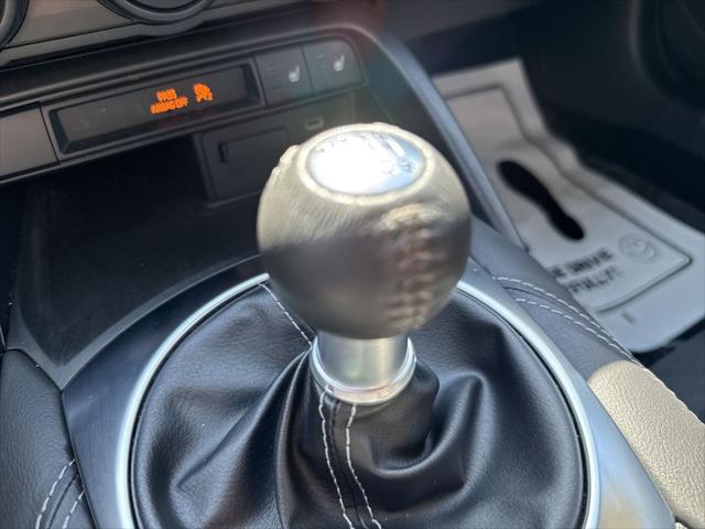 2025 Mazda MX-5 Club