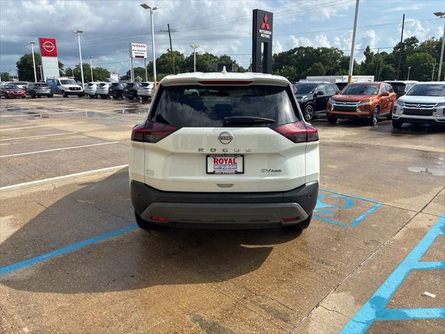 2023 Nissan Rogue SV Intelligent AWD
