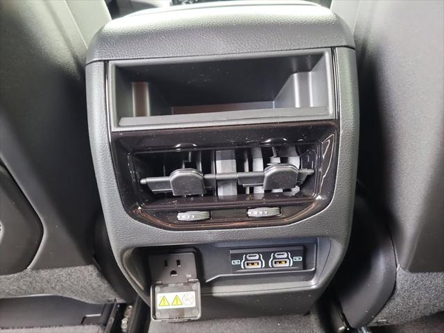 2026 Jeep Grand Cherokee Altitude 4x2