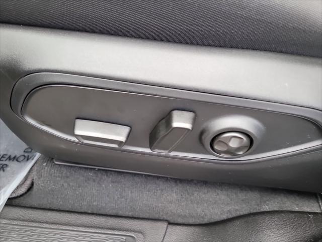 2026 Jeep Grand Cherokee Altitude 4x2