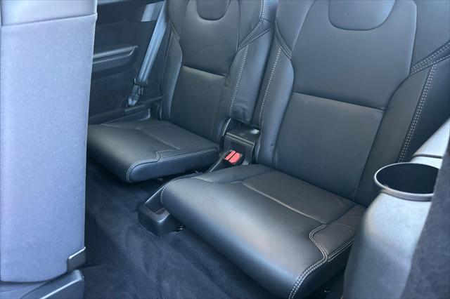 2023 Volvo XC90 Recharge T8 Ultimate Bright Theme 7-Seater