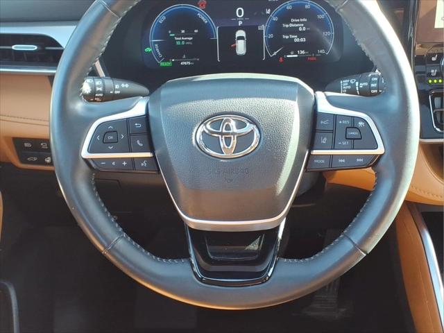 2024 Toyota Highlander Hybrid Platinum
