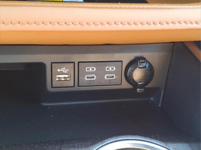 2024 Toyota Highlander Hybrid Platinum