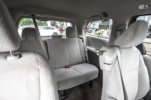 2017 Toyota Sienna LE 8 Passenger