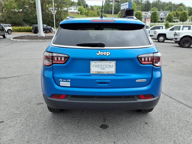 2022 Jeep Compass Latitude Lux 4x4