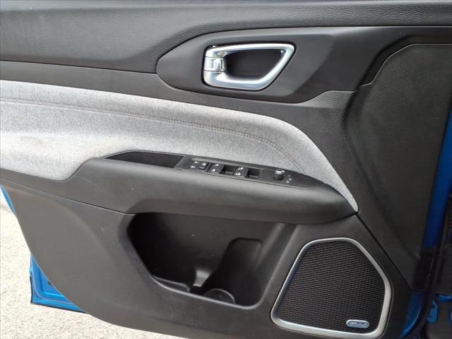 2022 Jeep Compass Latitude Lux 4x4