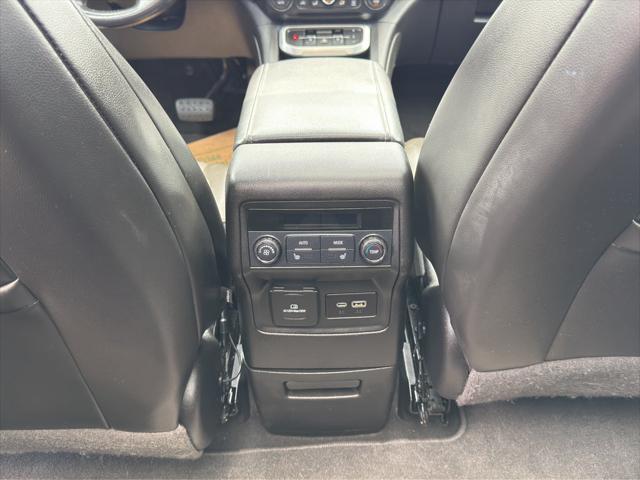 2021 GMC Acadia AWD SLT