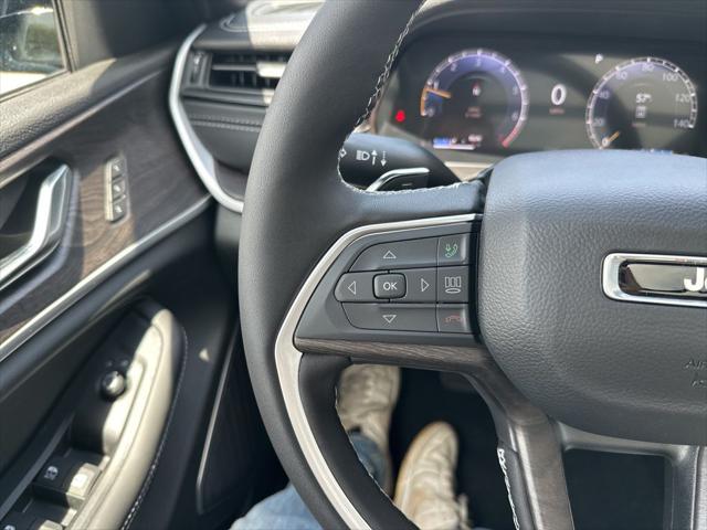 2026 Jeep Grand Cherokee Limited Reserve