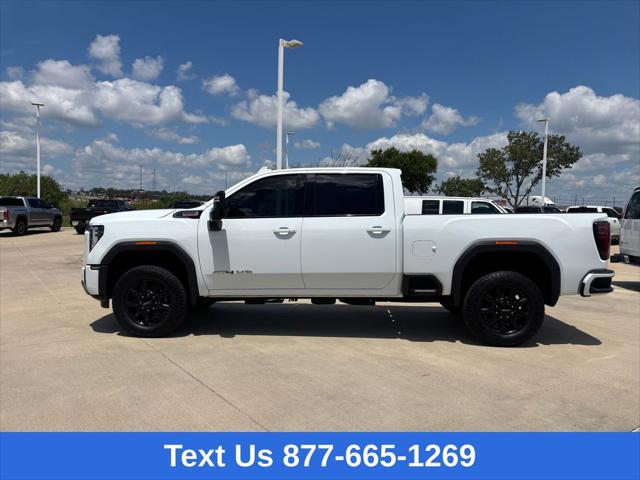 2025 GMC Sierra 2500HD 4WD Crew Cab Standard Bed AT4