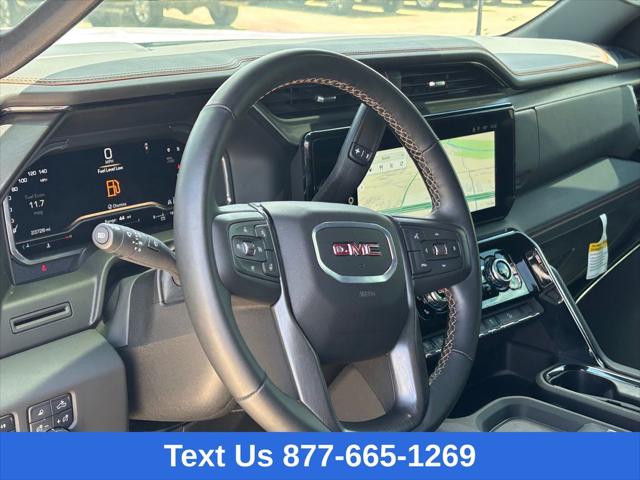 2025 GMC Sierra 2500HD 4WD Crew Cab Standard Bed AT4