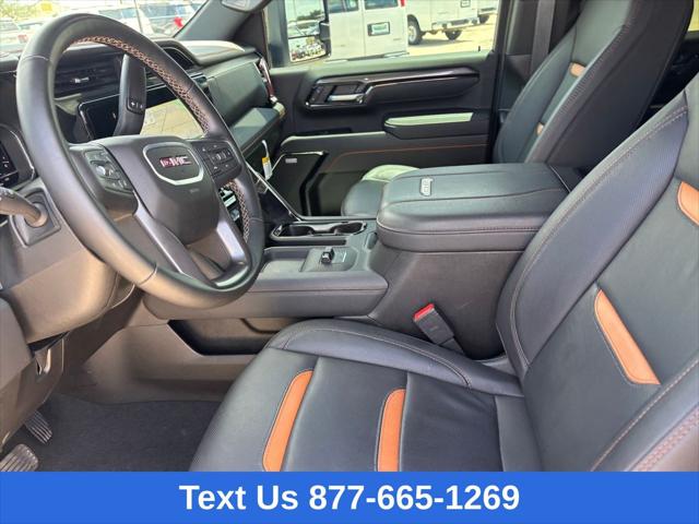 2025 GMC Sierra 2500HD 4WD Crew Cab Standard Bed AT4