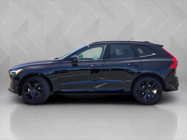 2026 Volvo XC60 B5 Ultra Black Edition
