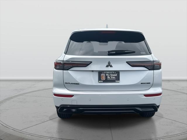 2026 Mitsubishi Outlander LE 1.5T S-AWC