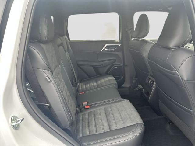 2026 Mitsubishi Outlander LE 1.5T S-AWC