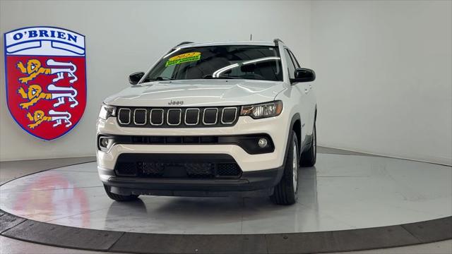 2022 Jeep Compass Latitude FWD
