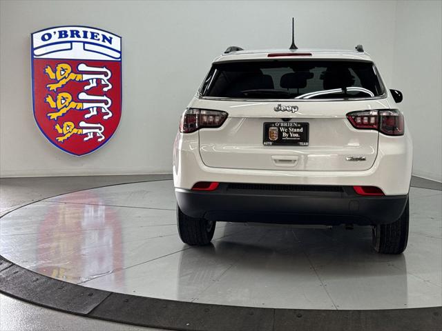 2022 Jeep Compass Latitude FWD