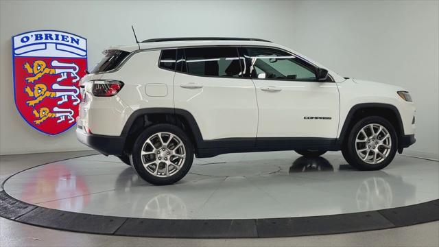 2022 Jeep Compass Latitude Lux 4x4