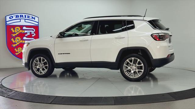 2022 Jeep Compass Latitude Lux 4x4